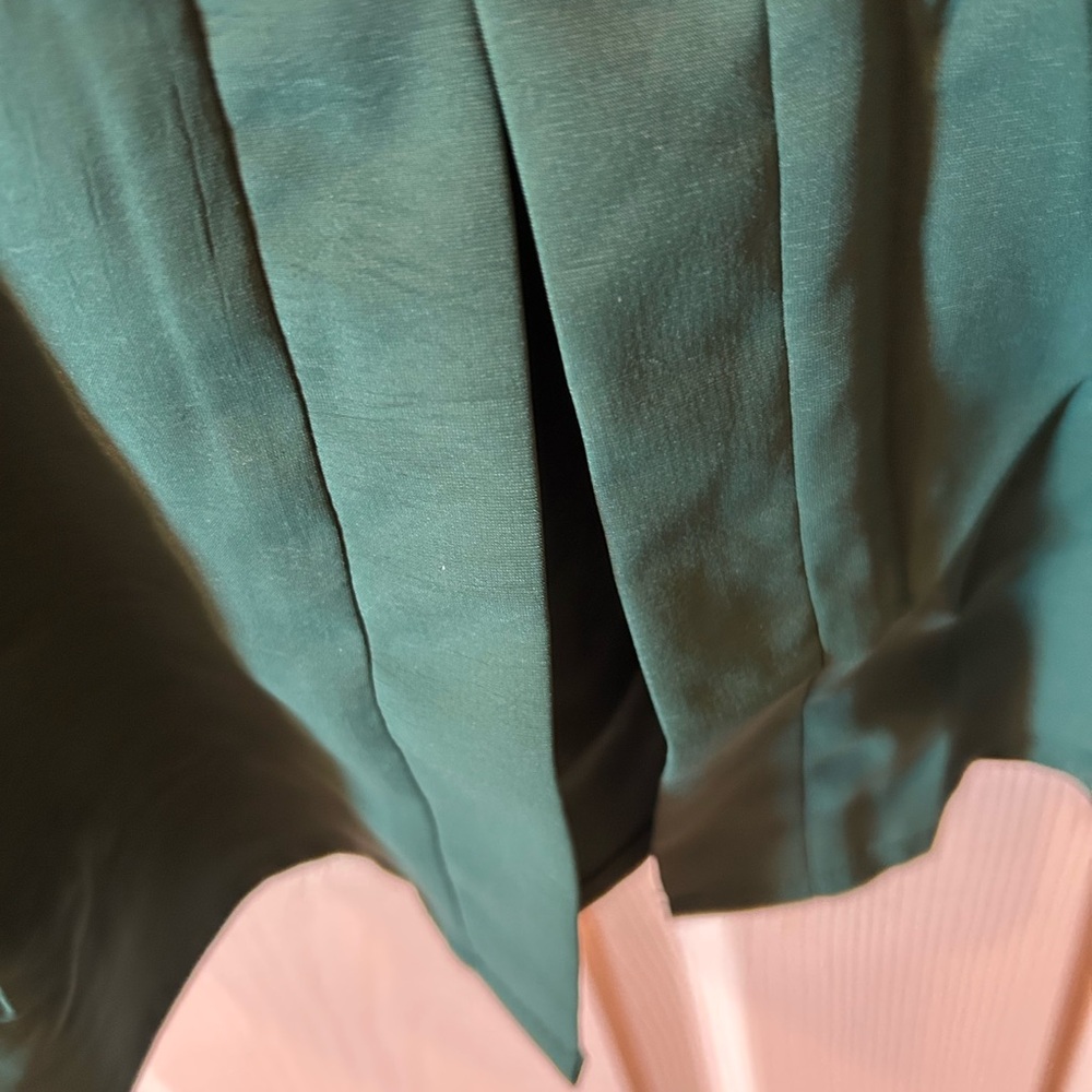 SHEIN 1X Curve Dark Green Blouse w/Elastic Waist NWOT - Picture 4 of 5